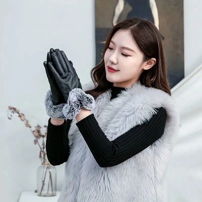 fur massage gloves