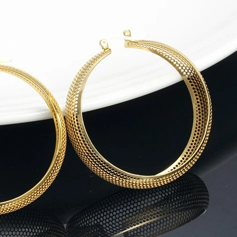 Qings Fashion Stainless Steel Stick Hollow Earrings Gold 18k Earrings Metal Hoop Earring
Qings Fashion Stainless Steel Stick Hollow Earrings Gold 18k Earrings Metal Hoop Earring