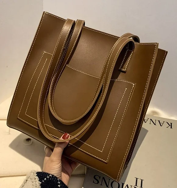 Retro simple fashion pure PU large capacity one-shoulder hand bag commuter bag tote bag, Black,brown,coffee,khaki
Retro simple fashion pure PU large capacity one-shoulder hand bag commuter bag tote bag, Black,brown,coffee,khaki