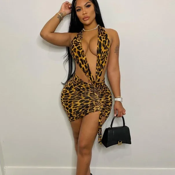 X01035L 2021 Hot style Printed women dresses Summer sexy leopard print yellow halter dress skirt, 1 colors
X01035L 2021 Hot style Printed women dresses Summer sexy leopard print yellow halter dress skirt, 1 colors