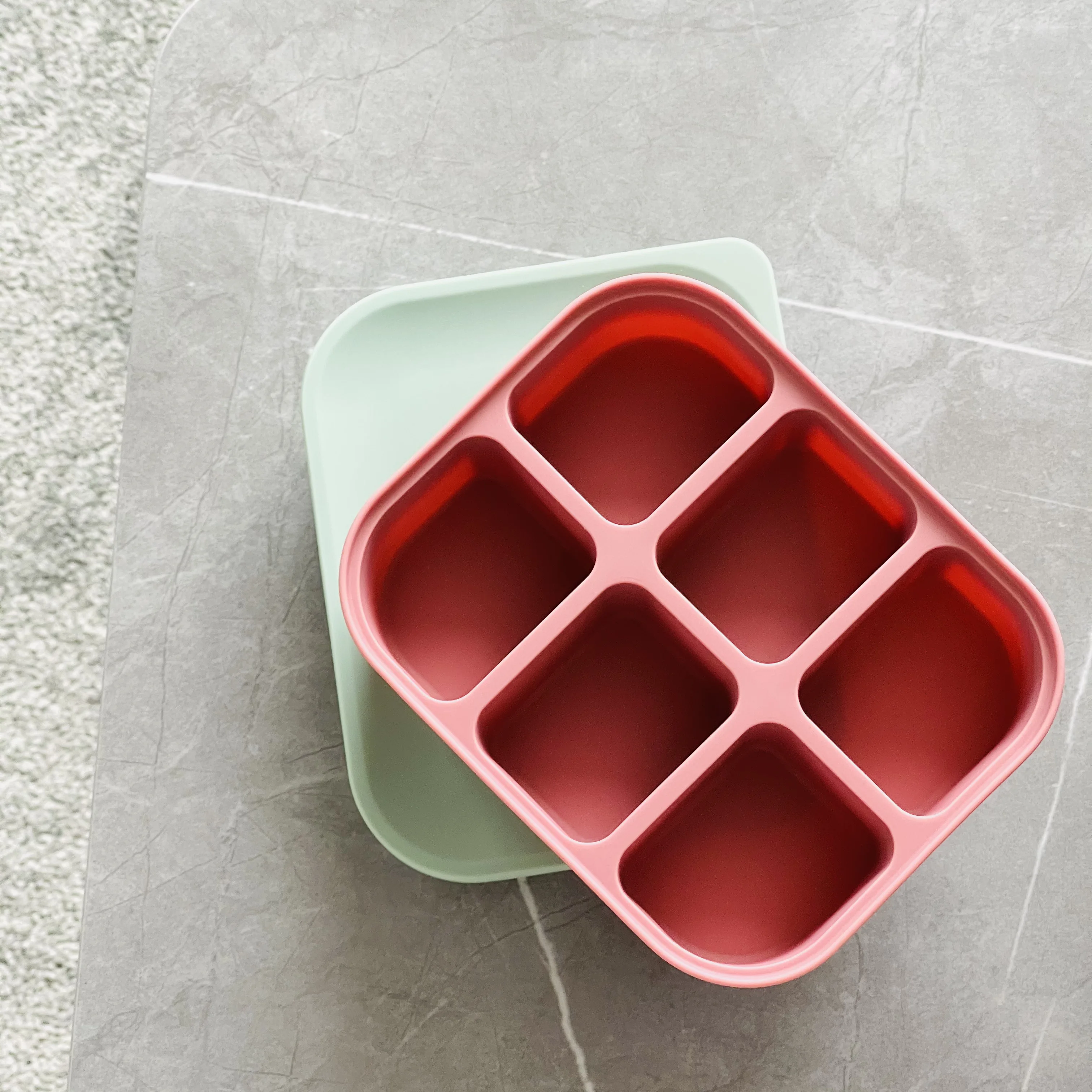 Silicone ice tray 6 perfect square ice tray advanced molds with soft molds for easy demoulding, Customized color
Silicone ice tray 6 perfect square ice tray advanced molds with soft molds for easy demoulding, Customized color