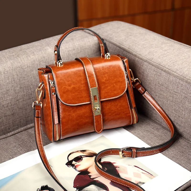 Women 2021 new classic oil wax leather handbag casual one shoulder crossbody bags bucket bag custom
Women 2021 new classic oil wax leather handbag casual one shoulder crossbody bags bucket bag custom