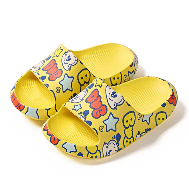 2021 Summer New Cartoon Print Fashion Light Bottom Cute Baby 2-12 Years Old Slippers
2021 Summer New Cartoon Print Fashion Light Bottom Cute Baby 2-12 Years Old Slippers