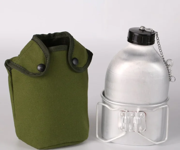 American style portable 1/1.3L sports camping army military aluminum metal type bpa free water canteen bottle
American style portable 1/1.3L sports camping army military aluminum metal type bpa free water canteen bottle