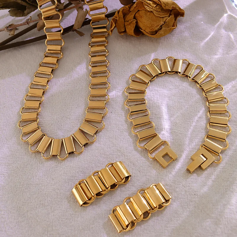 Luxury women handmade hollow heavy chunky gold silver wide link chain choker necklace bracelet ring jewelry sets stainless steel, Optional as picture,or customized
Luxury women handmade hollow heavy chunky gold silver wide link chain choker necklace bracelet ring jewelry sets stainless steel, Optional as picture,or customized