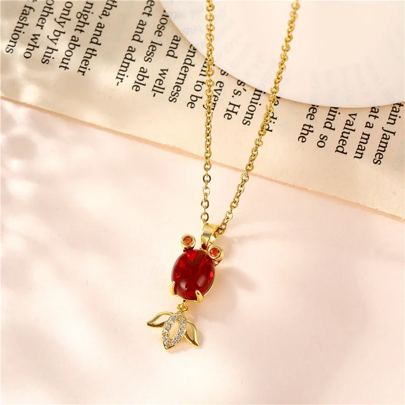 Titanium steel Zircon Lip chain Garnet goldfish Sun flower pendant necklace for women
Titanium steel Zircon Lip chain Garnet goldfish Sun flower pendant necklace for women