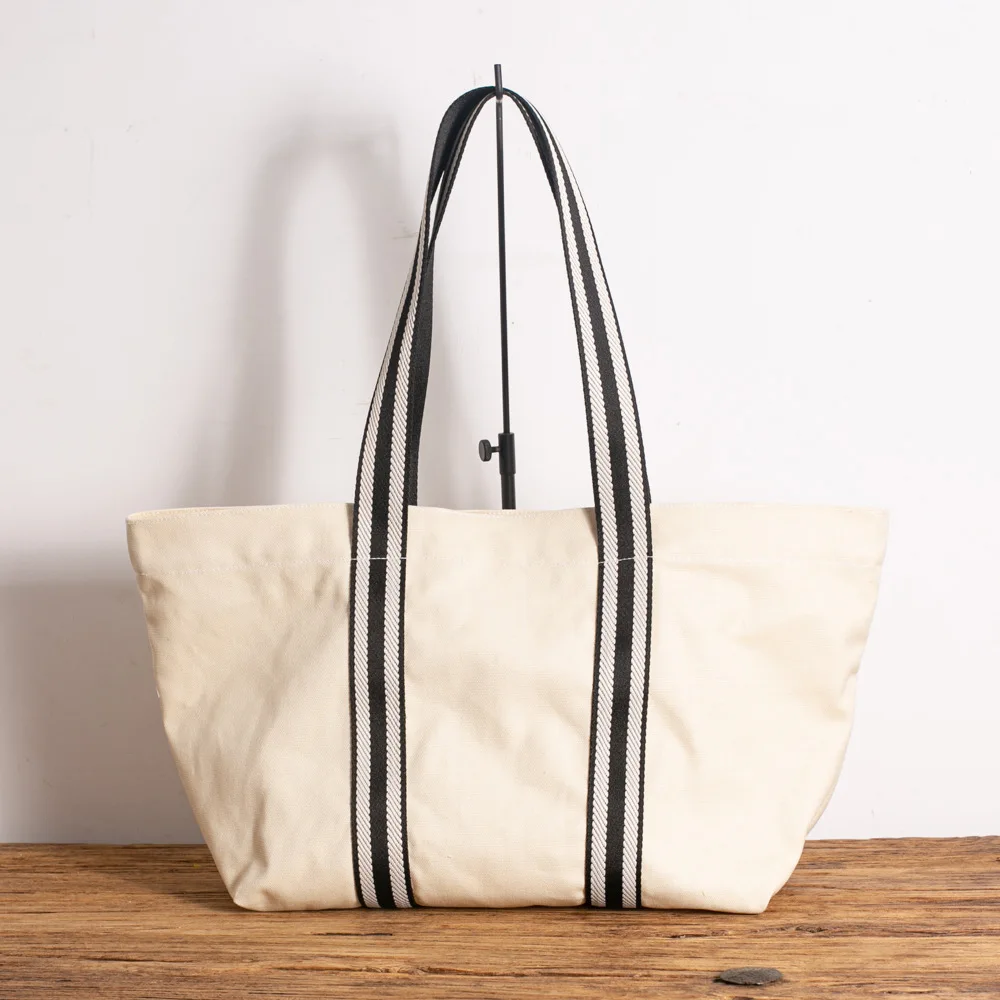white blank classic canvas tote bag durable thickness handbag shopping bag travel bag 
white blank classic canvas tote bag durable thickness handbag shopping bag travel bag