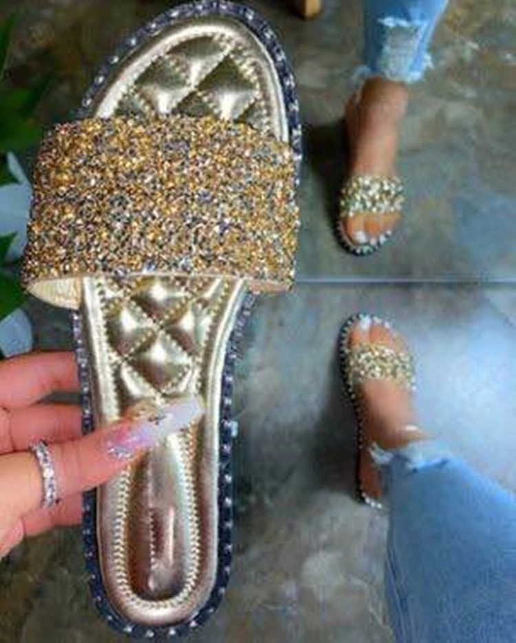 Summer new style European and American large size ladies rhinestone sequin fashion flat-bottom slippers
Summer new style European and American large size ladies rhinestone sequin fashion flat-bottom slippers