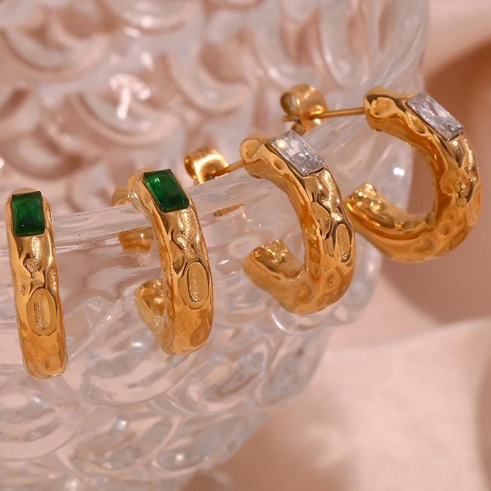 Vintage Earring Hammered Texture Square Zircon Hoop Earring Luxury Earrings Women 18K Gold Plated
Vintage Earring Hammered Texture Square Zircon Hoop Earring Luxury Earrings Women 18K Gold Plated