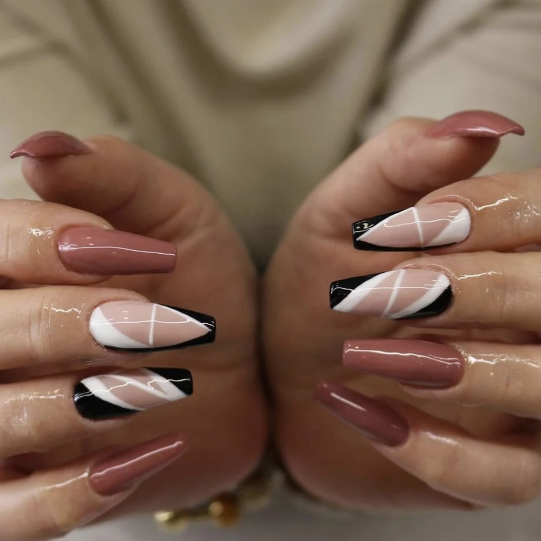 New Arrival Extra Long Coffin False Nails Customize Logo Press On Nail Tips, Picture
New Arrival Extra Long Coffin False Nails Customize Logo Press On Nail Tips, Picture