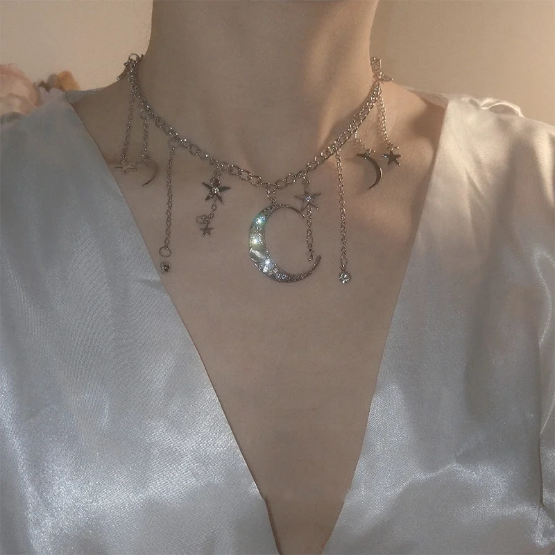 Fashion Simple Star Moon Charm Choker Exquisite Clavicle Chain Rhinestone Necklace Gothic Accessories Women Jewelry Gift, Picture shows
Fashion Simple Star Moon Charm Choker Exquisite Clavicle Chain Rhinestone Necklace Gothic Accessories Women Jewelry Gift, Picture shows