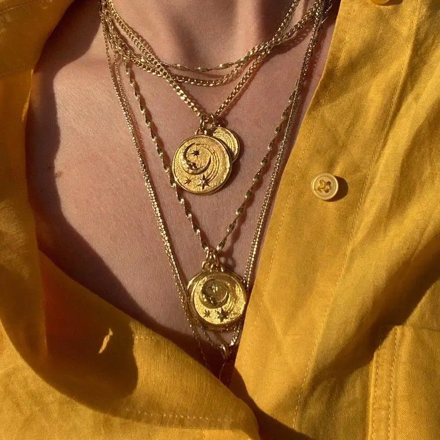 In Stock Europe and America Necklace Vintage Zircon New Brass Necklace 18K Gold Plated Coin Necklace For Women
In Stock Europe and America Necklace Vintage Zircon New Brass Necklace 18K Gold Plated Coin Necklace For Women
