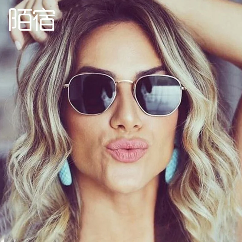 Euromonk Sunglasses 2021 Women Classic Retro Sunglasses Women Brand design Custom women sun glasses
Euromonk Sunglasses 2021 Women Classic Retro Sunglasses Women Brand design Custom women sun glasses