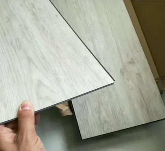Chengze 0.2 Mil  wearlayer  PVC Plastic Flooring Click Lock Lvt Luxury Vinyl Plank