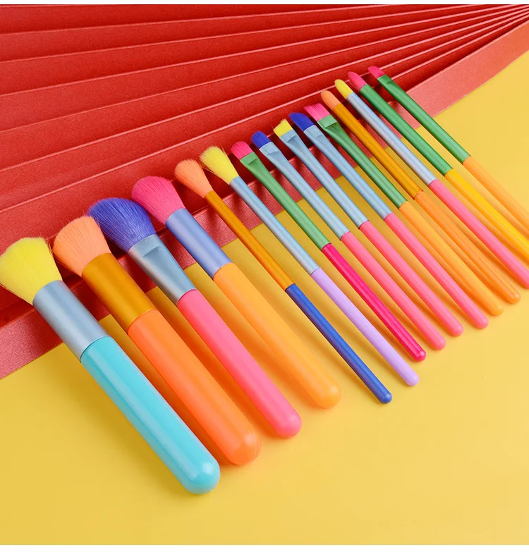 Man-Made Fiber Bristles Makeup Tools Fashionable Light Pink Soft Flop Makeup Label Brush Sest
Man-Made Fiber Bristles Makeup Tools Fashionable Light Pink Soft Flop Makeup Label Brush Sest