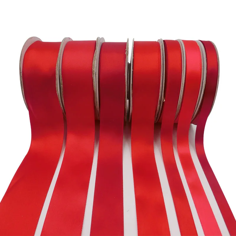 Wholesale Red Christmas Silk Ribbon 1 Inch Solid Color Gift Satin Ribbon Single Face 100% Polyester Customized Satin Ribbon, 196 colors
Wholesale Red Christmas Silk Ribbon 1 Inch Solid Color Gift Satin Ribbon Single Face 100% Polyester Customized Satin Ribbon, 196 colors
