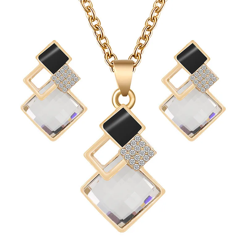 2020 Fashion Crystal Pendants Necklace Earrings Sets Bridal Wedding Earring And Necklace Sets For Women Jewelry, Customized color
2020 Fashion Crystal Pendants Necklace Earrings Sets Bridal Wedding Earring And Necklace Sets For Women Jewelry, Customized color