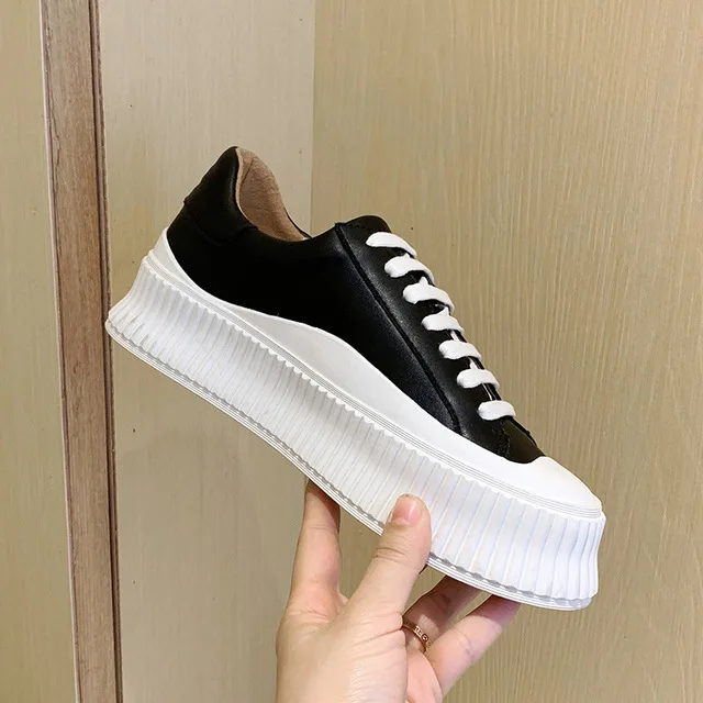 Spring new thick-soled black shoes lace-up heightening Footwear Women's Fashion leather sneakers for girls, As the pictures show
Spring new thick-soled black shoes lace-up heightening Footwear Women's Fashion leather sneakers for girls, As the pictures show
