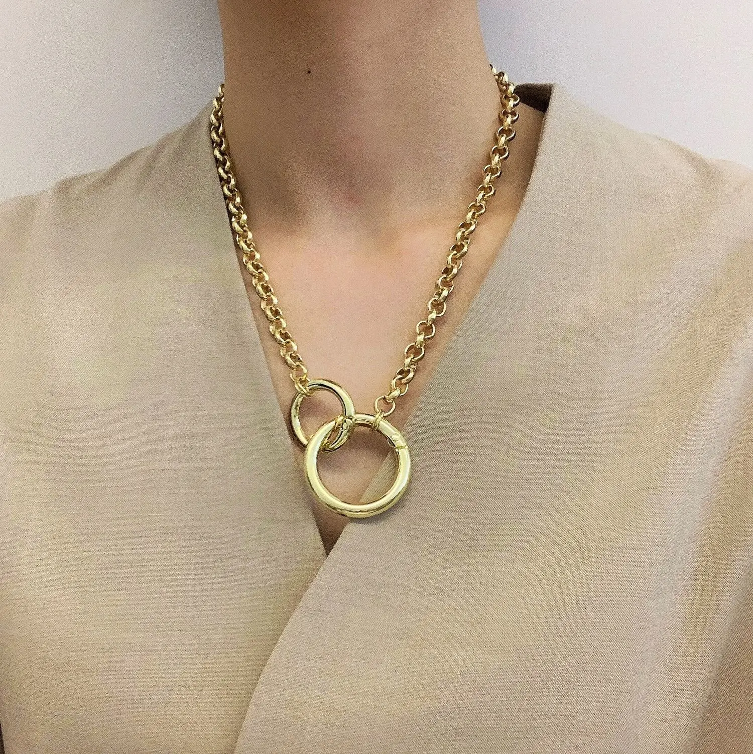 High Quality Alloy Material Wear Necklace Accessories Retro Necklace For Wedding Celebrations
High Quality Alloy Material Wear Necklace Accessories Retro Necklace For Wedding Celebrations
