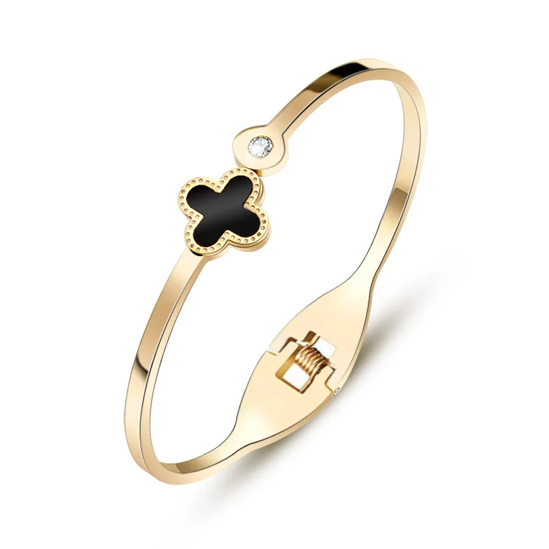Wholesale Stainless Steel Women Jewelry Four-Leaf Clover 18K Gold Bracelet, As picture
Wholesale Stainless Steel Women Jewelry Four-Leaf Clover 18K Gold Bracelet, As picture