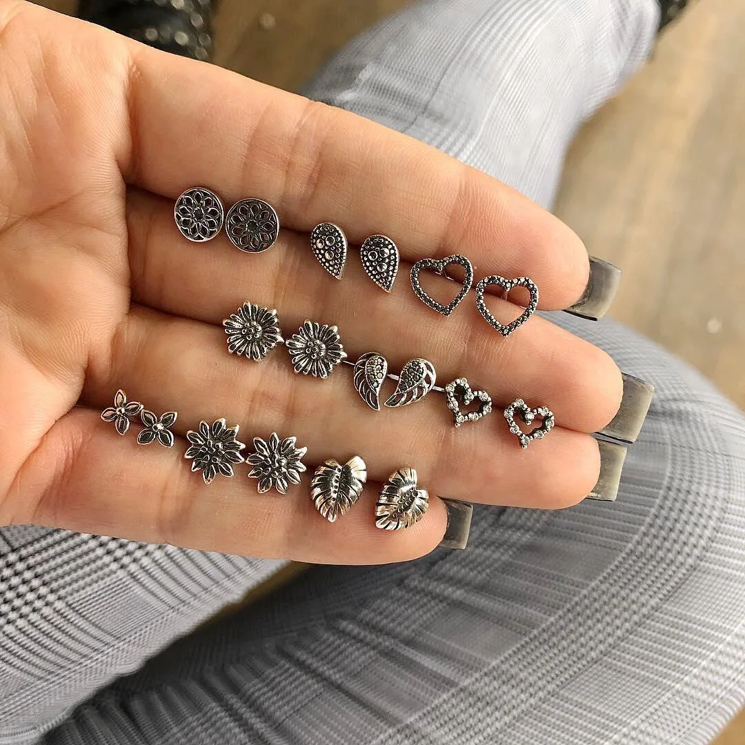 OUYE 2021 Wholesale Women Jewelry New Fashion Love Heart Wings Flower 9 Piece Set Earring Set, Golden/silver
OUYE 2021 Wholesale Women Jewelry New Fashion Love Heart Wings Flower 9 Piece Set Earring Set, Golden/silver