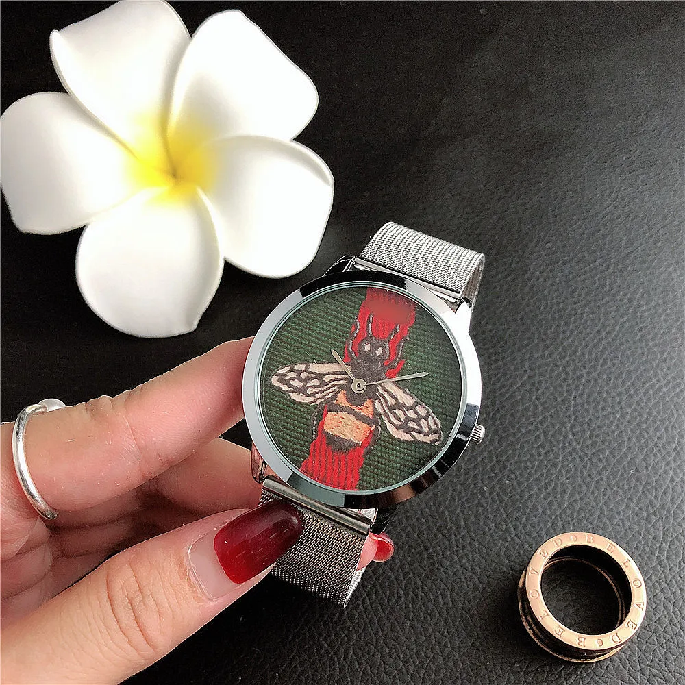 High Quality Designer Stainless Steel Mesh Strap Watch Waterproof Custom Logo Wrist Watch For Men Women
High Quality Designer Stainless Steel Mesh Strap Watch Waterproof Custom Logo Wrist Watch For Men Women