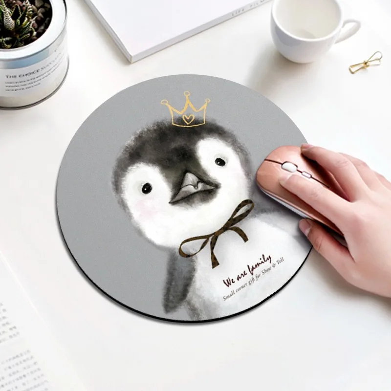Wholesale multi-functional practical round cartoon color creative laptop desk hand mouse pad
Wholesale multi-functional practical round cartoon color creative laptop desk hand mouse pad