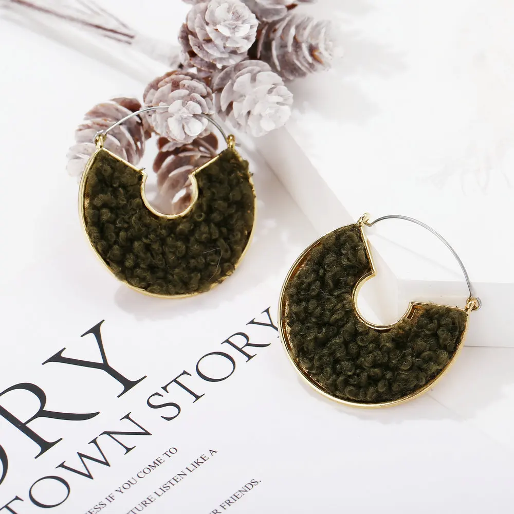 5658 Creative Half Round Stuffed Stud Earrings Simple UV Shape Winter Earring Design Fashion Jewelry Earring
5658 Creative Half Round Stuffed Stud Earrings Simple UV Shape Winter Earring Design Fashion Jewelry Earring