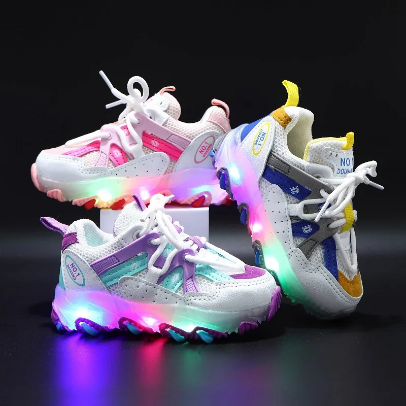 2021 New Arrival Children's Casual Walking Style Shoes Breathable Mesh Light Up Shoes
2021 New Arrival Children's Casual Walking Style Shoes Breathable Mesh Light Up Shoes