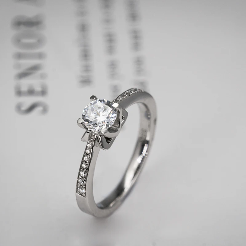 New Arrival High Quality Women Engagement 5A Cubic Zirconia 925 Sterling Silver Ring 
New Arrival High Quality Women Engagement 5A Cubic Zirconia 925 Sterling Silver Ring