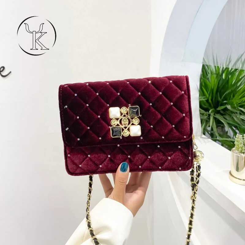 2021 New Trendy Fashion Popular All-match Embroidery Thread Single Shoulder Messenger Handbags For Women
2021 New Trendy Fashion Popular All-match Embroidery Thread Single Shoulder Messenger Handbags For Women