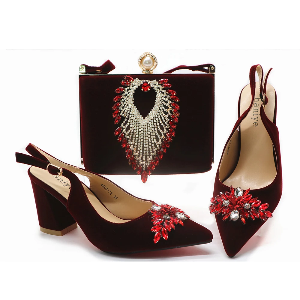 Women Beautiful Wine color italian shoes and bag set High Quality Handmade low heel shoes to match bag, Royal blue,black,yellow,gold and fushia
Women Beautiful Wine color italian shoes and bag set High Quality Handmade low heel shoes to match bag, Royal blue,black,yellow,gold and fushia