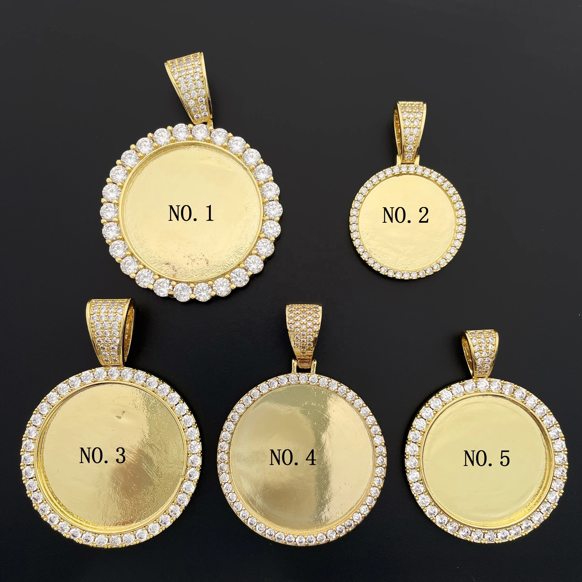 Iced Out Pendant Hip HopJewelry 925 Sterling Silver Gold Plated VVS Moissanite Diamond Custom Picture Necklace Pendant
Iced Out Pendant Hip HopJewelry 925 Sterling Silver Gold Plated VVS Moissanite Diamond Custom Picture Necklace Pendant