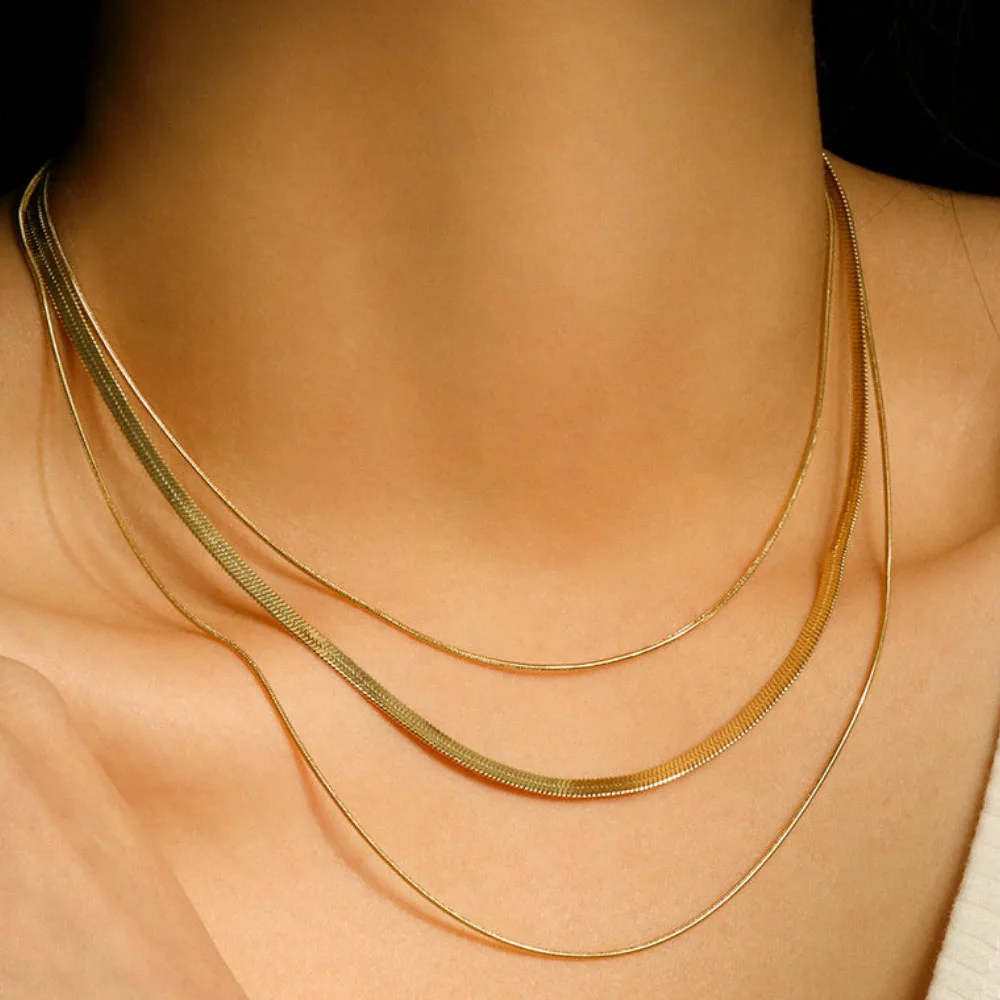 European Style Three Layer Snake Chain Fashionable Women's Stacked Jewelry 14K Gold Plated Stainless Steel Chunky Necklace
European Style Three Layer Snake Chain Fashionable Women's Stacked Jewelry 14K Gold Plated Stainless Steel Chunky Necklace