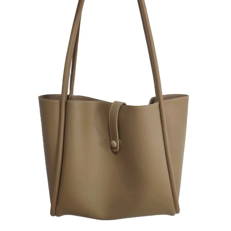 Large capacity women's bag 2022 new fashion autumn and winter texture handbag mother Tote Bag solid color single shoulder undera
Large capacity women's bag 2022 new fashion autumn and winter texture handbag mother Tote Bag solid color single shoulder undera