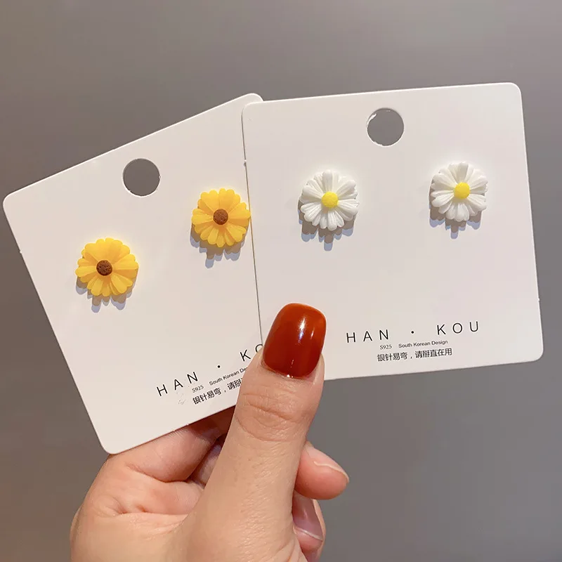 Fashion Wedding Bridal Party Holiday Jewelry Sweet Acrylic Small Daisy Stud Earring for Women, 2 colors
Fashion Wedding Bridal Party Holiday Jewelry Sweet Acrylic Small Daisy Stud Earring for Women, 2 colors