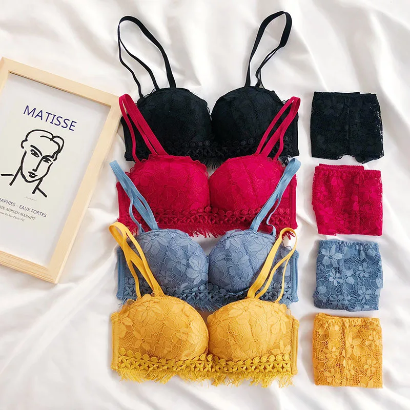 Sexy Lace Underwear Set Gathered Adjustable Type Embroidery Push Up Tassel Comfort Bra Lingerie, Black
Sexy Lace Underwear Set Gathered Adjustable Type Embroidery Push Up Tassel Comfort Bra Lingerie, Black