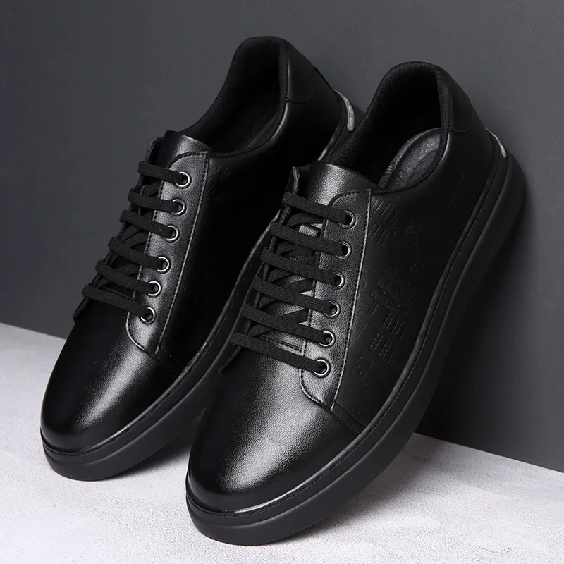 Wholesale Autumn and winter new style light luxury leather printing casual men's black leather shoes casual shoes
Wholesale Autumn and winter new style light luxury leather printing casual men's black leather shoes casual shoes