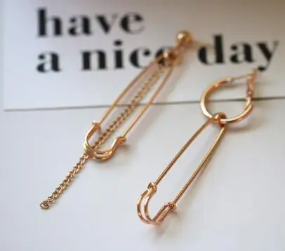 Kpop Punk Personality Alloy Safety Pin Puncture Earring Punk Hip Hop Gold Sliver Alloy Safety Pin Fashion Jewelry For Women Men
Kpop Punk Personality Alloy Safety Pin Puncture Earring Punk Hip Hop Gold Sliver Alloy Safety Pin Fashion Jewelry For Women Men