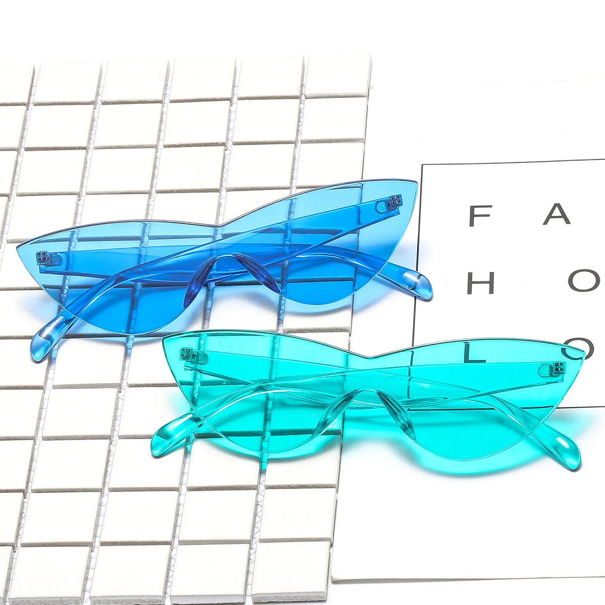 Twooo 006 Retro Classic Rimless One Piece Women Cat Eye Sunglasses
Twooo 006 Retro Classic Rimless One Piece Women Cat Eye Sunglasses