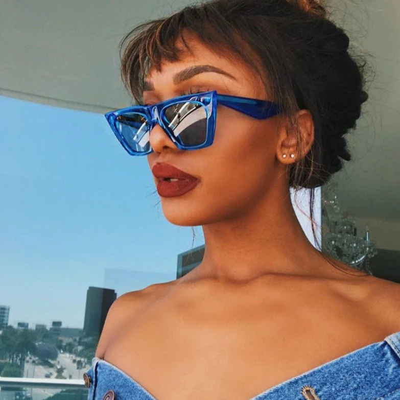 Ready stock fashion custom logo cat eye oversized vintage sunglasses women, As it shown
Ready stock fashion custom logo cat eye oversized vintage sunglasses women, As it shown