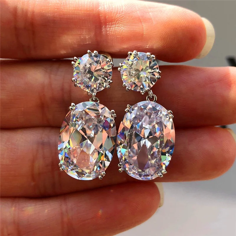 Retro Gorgeous Shiny Big Oval Zircon Drop Earrings For Women Princess Bride Wedding Jewelry Bling CZ pendant Earrings, Gold plated
Retro Gorgeous Shiny Big Oval Zircon Drop Earrings For Women Princess Bride Wedding Jewelry Bling CZ pendant Earrings, Gold plated