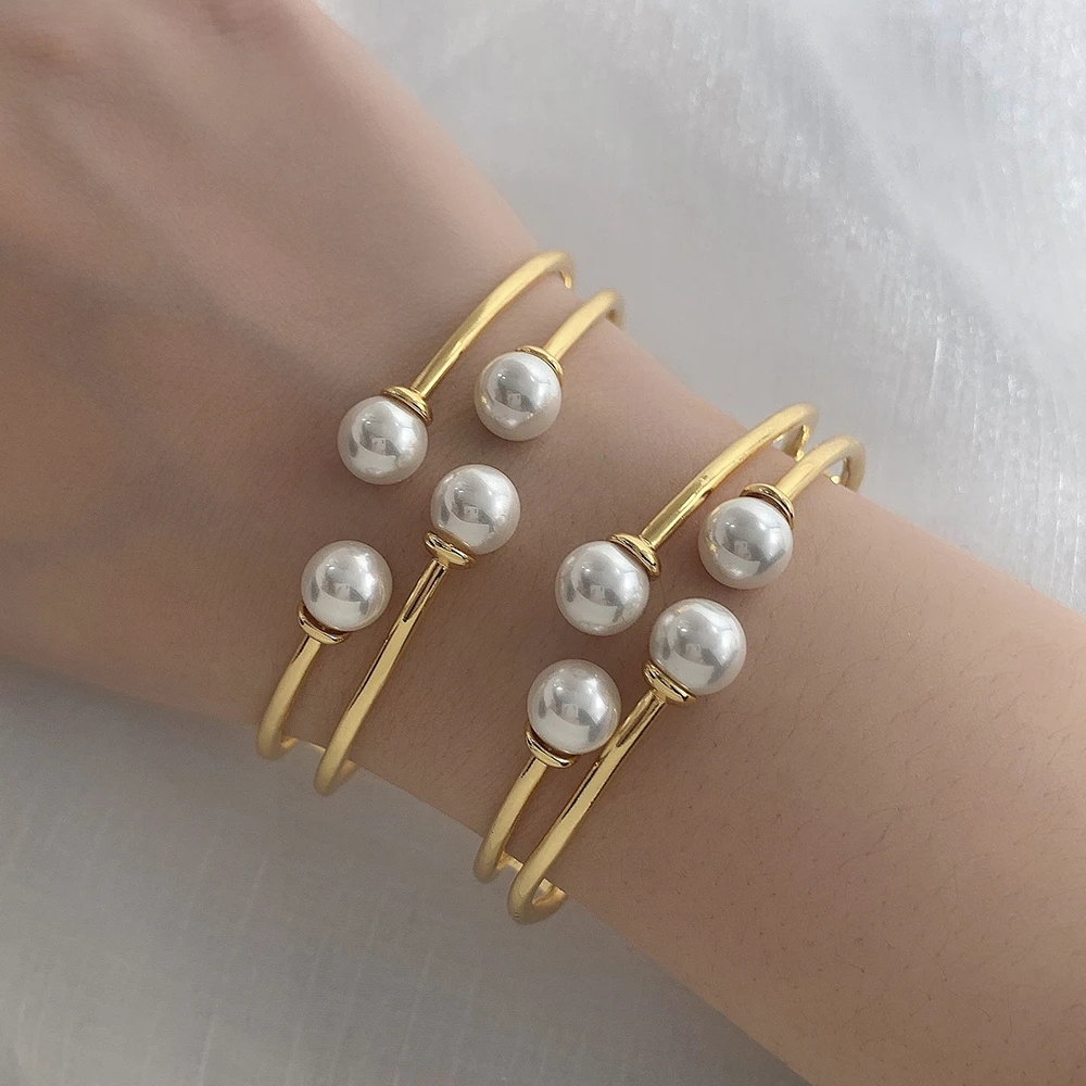 Foxi simple imitation pearl opening cuff bangle exquisite gold plated bangle bracelet for women
Foxi simple imitation pearl opening cuff bangle exquisite gold plated bangle bracelet for women