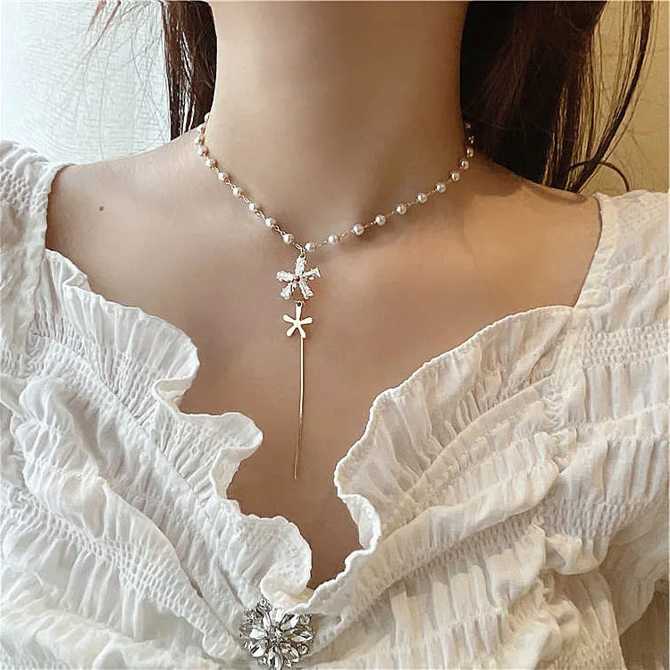 HOVANCI 4 Retro Luxury Pearl Choker Zircon Necklace Gold Plated Necklace Jewelry For Women
HOVANCI 4 Retro Luxury Pearl Choker Zircon Necklace Gold Plated Necklace Jewelry For Women