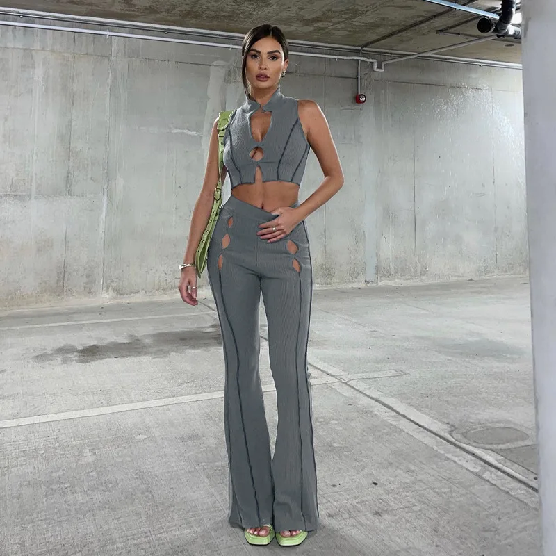 2022 Hot Sale Solid Hollow Out Two Piece Pants Set Thread Crop Top 2 Piece Set V Neck Tank Top And Flare Pants Set
2022 Hot Sale Solid Hollow Out Two Piece Pants Set Thread Crop Top 2 Piece Set V Neck Tank Top And Flare Pants Set