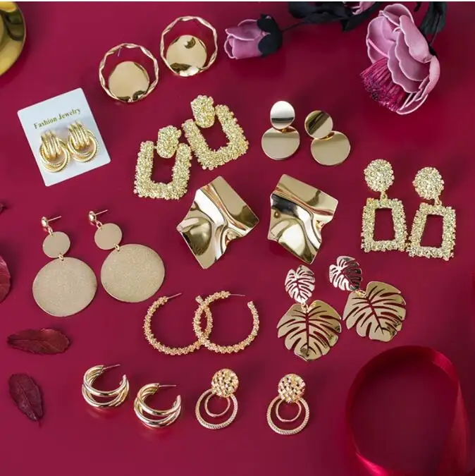 Fashion Statement Earrings Big Geometric Gold Round Hollow Earrings For Women Hanging Dangle Earrings 2021 Modern Female Jewelry, Same as pictures show,5% color difference exist
Fashion Statement Earrings Big Geometric Gold Round Hollow Earrings For Women Hanging Dangle Earrings 2021 Modern Female Jewelry, Same as pictures show,5% color difference exist