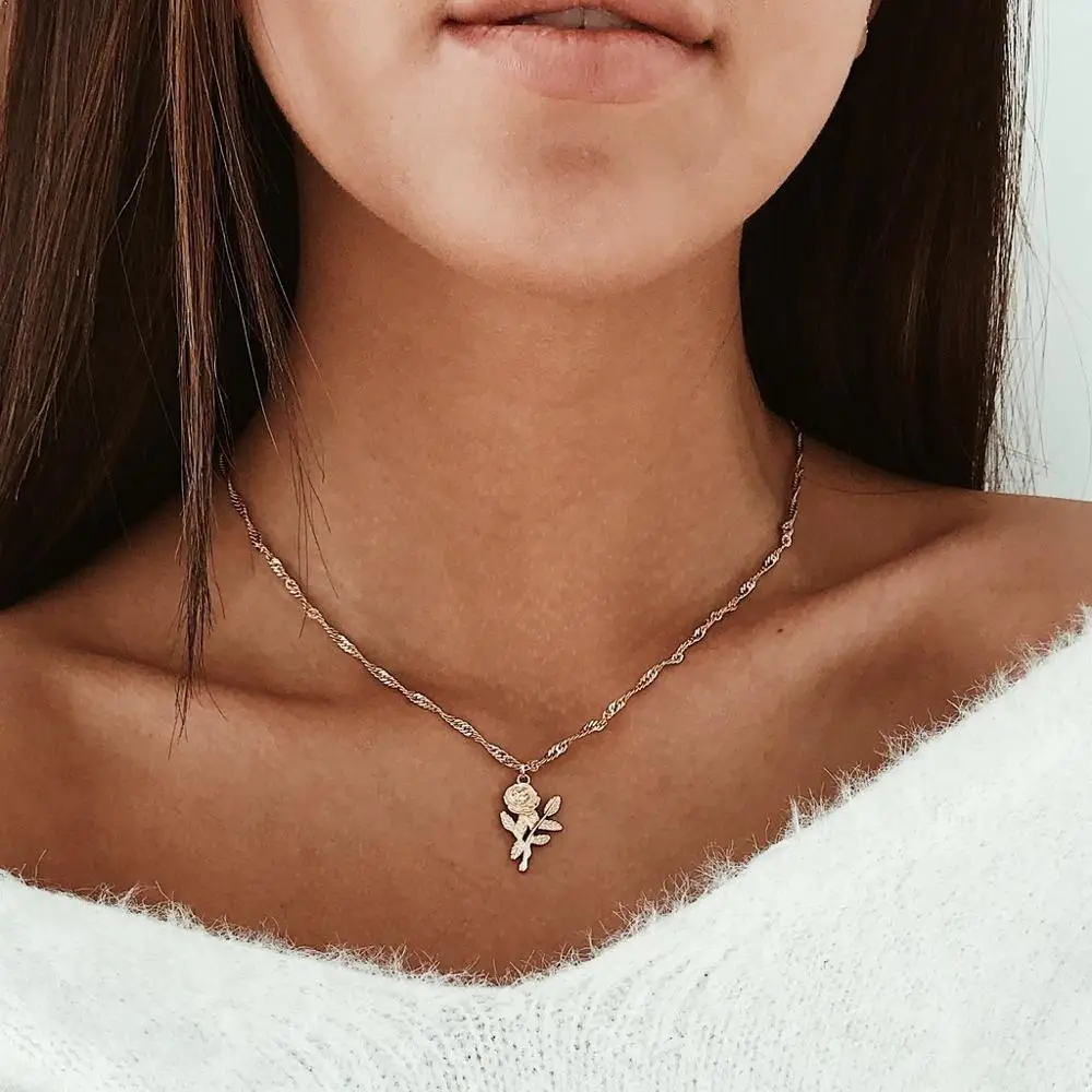 European Hotsale Simple Long Link Chain Gold Plated Flower Rose Pendant Necklaces For True Love Valentine's Day
European Hotsale Simple Long Link Chain Gold Plated Flower Rose Pendant Necklaces For True Love Valentine's Day