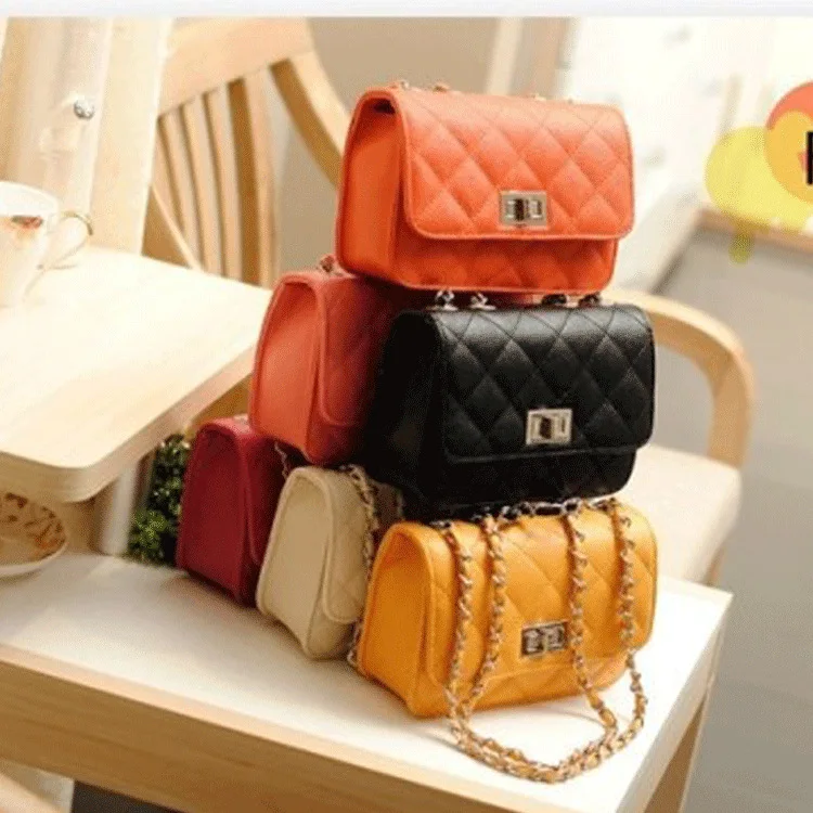 Wholesale new 2021 summer embroidery thread female bag small sachet sweet lady diamond chain small bag wholesale, Customizable
Wholesale new 2021 summer embroidery thread female bag small sachet sweet lady diamond chain small bag wholesale, Customizable