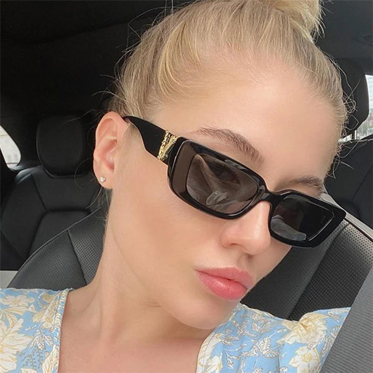 2021 Newest Trendy V LOGO Designer Sun Glasses Small Luxury Vintage Shades Sunglasses Women, Custom colors
2021 Newest Trendy V LOGO Designer Sun Glasses Small Luxury Vintage Shades Sunglasses Women, Custom colors