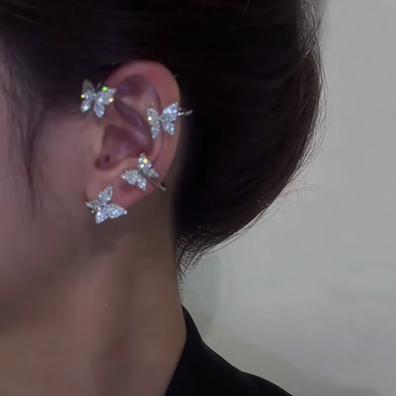 2022 New Style Personality All-match All-in-one Ear Clip Earrings Diamond Butterfly Earrings
2022 New Style Personality All-match All-in-one Ear Clip Earrings Diamond Butterfly Earrings